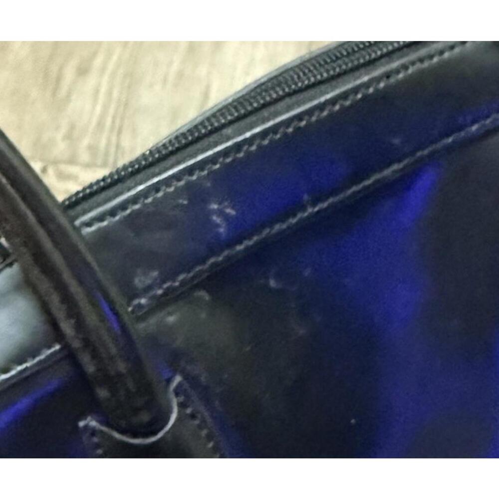 Jones New York Leather Vintage Full Zip 12 By 6  Patent Leather Under Arm Bag - Picture 8 of 8